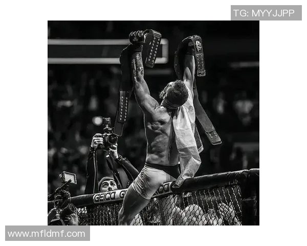 UFC历史经典对决康纳麦格雷戈与奥尔多的巅峰对决回顾